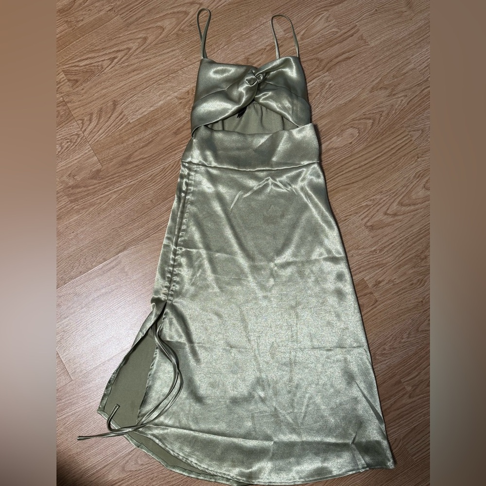 XS sage green midi dress